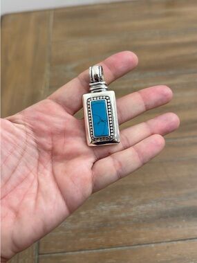 Silver 925 Turquoise Pendant no chain included new stamped.